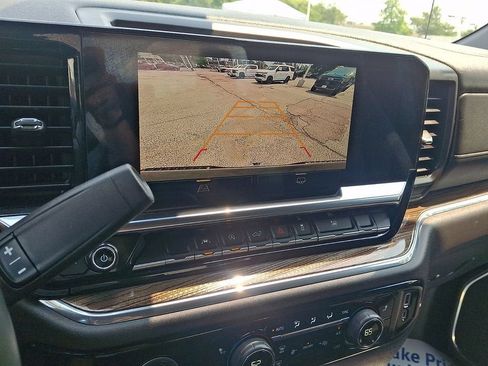 Certified 2023 Chevrolet Silverado 1500 LT AWD/4WD image 19