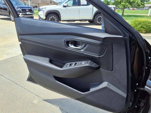 Used 2023 Honda Accord Sport image 21