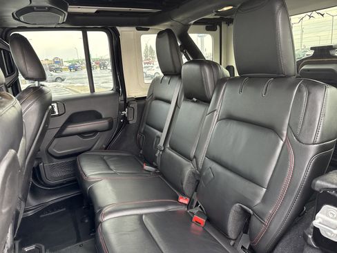 Used 2019 Jeep Wrangler Unlimited Rubicon image 25