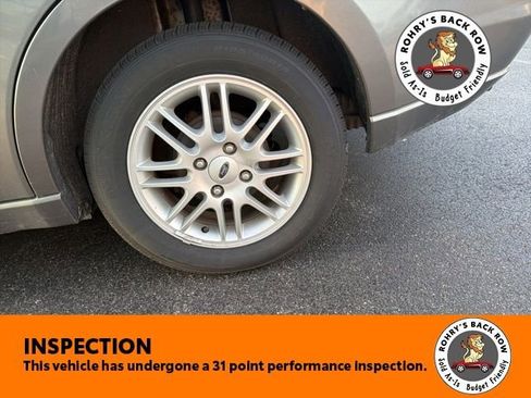 Used 2009 Ford Focus SE image 5