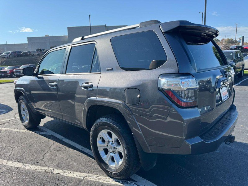 Used 2023 Toyota 4Runner SR5 Premium w/ Moonroof Package AWD/4WD image 5