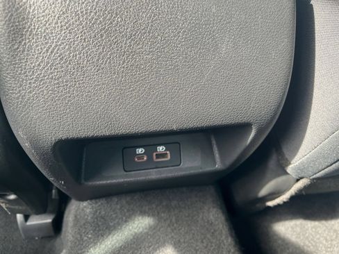 Used 2025 Nissan Altima 2.5 SV FWD image 23
