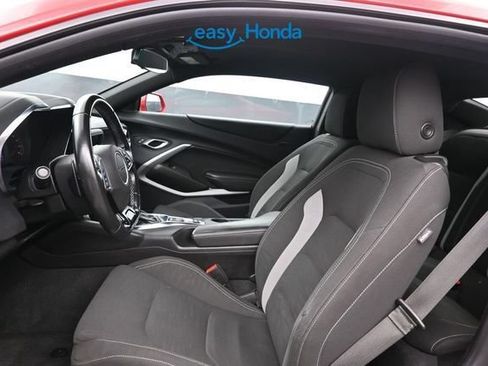 Used 2022 Chevrolet Camaro LT RWD image 15
