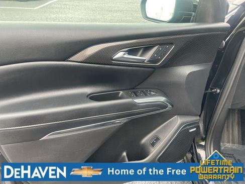 Used 2026 Chevrolet Traverse High Country w/ LPO, Floor Liner Package AWD/4WD image 23