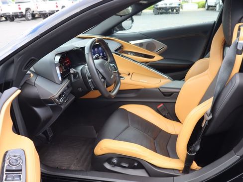 Used 2022 Chevrolet Corvette Stingray Preferred Cpe RWD image 4