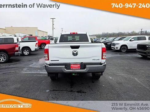Used 2024 RAM 3500 Big Horn AWD/4WD image 32