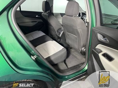 Used 2019 Chevrolet Equinox LS w/ LS Convenience Package FWD image 12