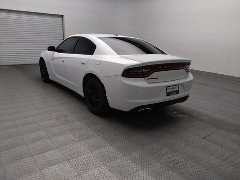 Used 2022 Dodge Charger SXT image 5