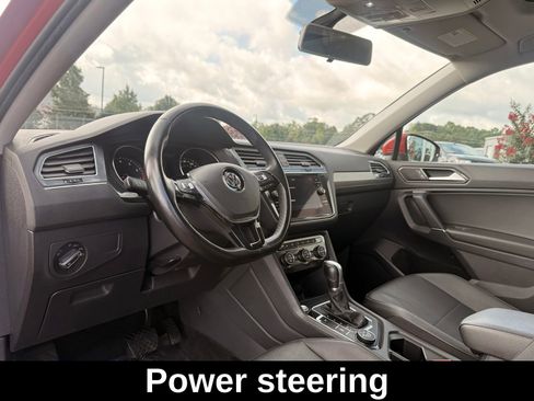 Used 2018 Volkswagen Tiguan SEL image 13