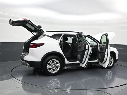 Used 2020 Chevrolet Blazer LT image 34