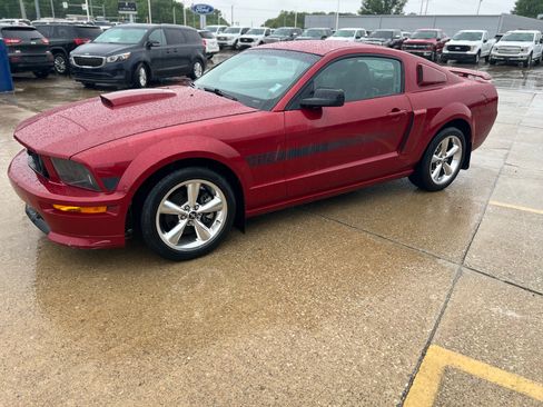 Used 2008 Ford Mustang GT RWD image 14