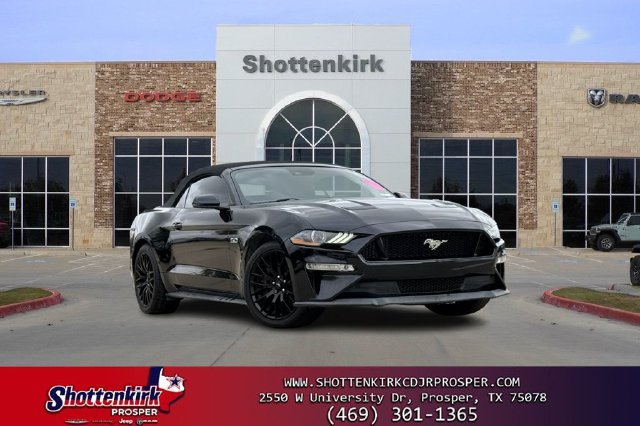 Used 2018 Ford Mustang GT Premium w/ GT Performance Package RWD image 1