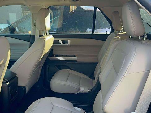 Certified 2023 Ford Explorer XLT w/ Equipment Group 202A image 13