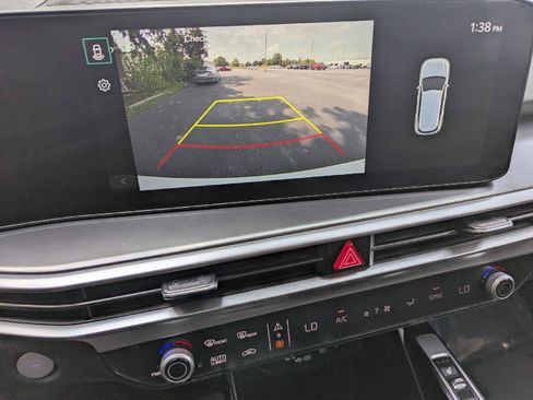 Used 2025 Kia Sorento S w/ Panoramic Sunroof Package AWD/4WD image 15
