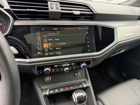 Used 2023 Audi Q3 2.0T Premium Plus w/ Premium Plus Package image 22