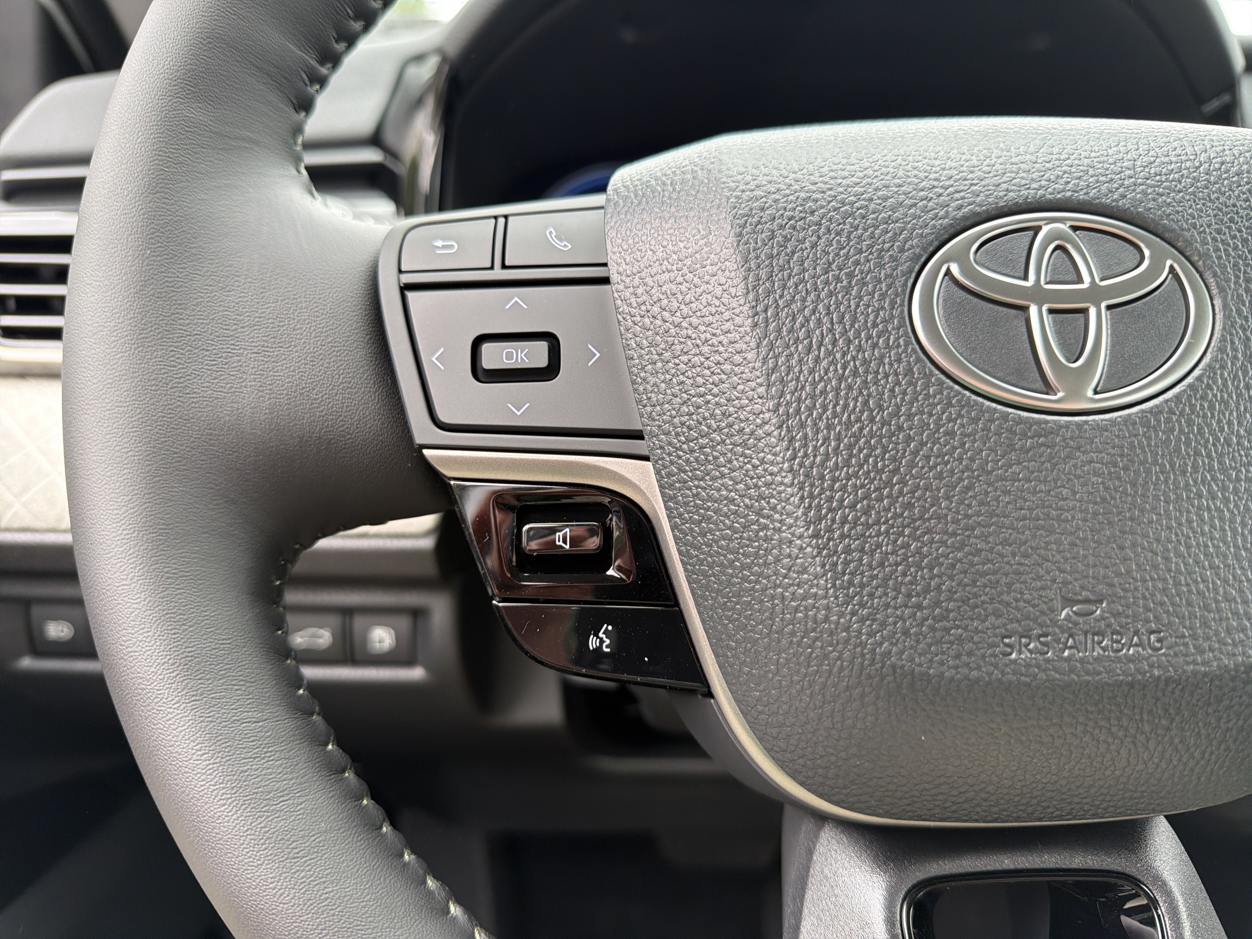 New 2026 Toyota Camry XLE w/ Premium Plus Package FWD image 15