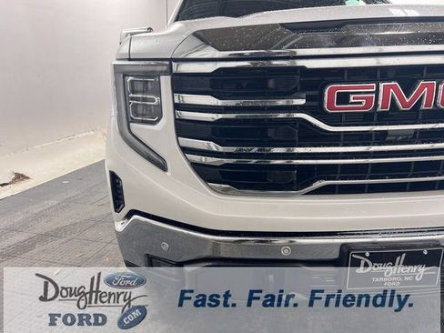 Used 2023 GMC Sierra 1500 SLT w/ SLT Premium Plus Package image 8