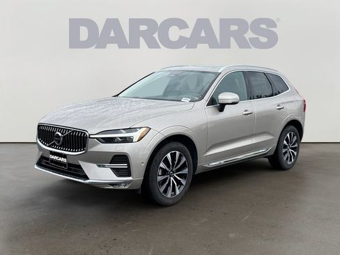 Certified 2023 Volvo XC60 B5 Plus w/ Climate Package AWD/4WD image 3