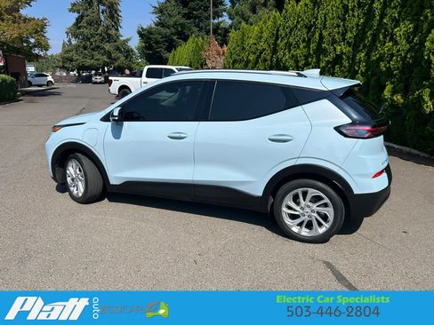 Used 2022 Chevrolet Bolt EUV LT FWD image 5