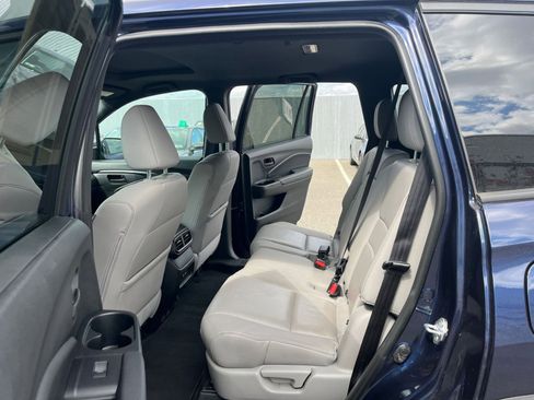 Used 2024 Honda Passport EX-L image 28