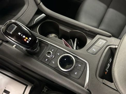 Used 2024 Cadillac XT6 Sport w/ LPO, ONYX Package image 23