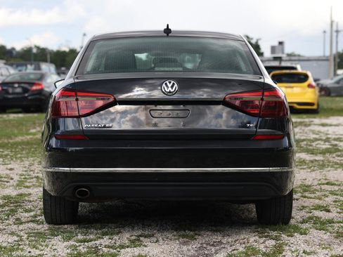 Used 2017 Volkswagen Passat 1.8T SE FWD image 7