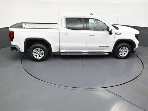 Used 2023 GMC Sierra 1500 SLE RWD image 17
