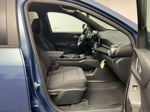 New 2026 Chevrolet Equinox LT w/ LPO, Floor Liner Package image 24