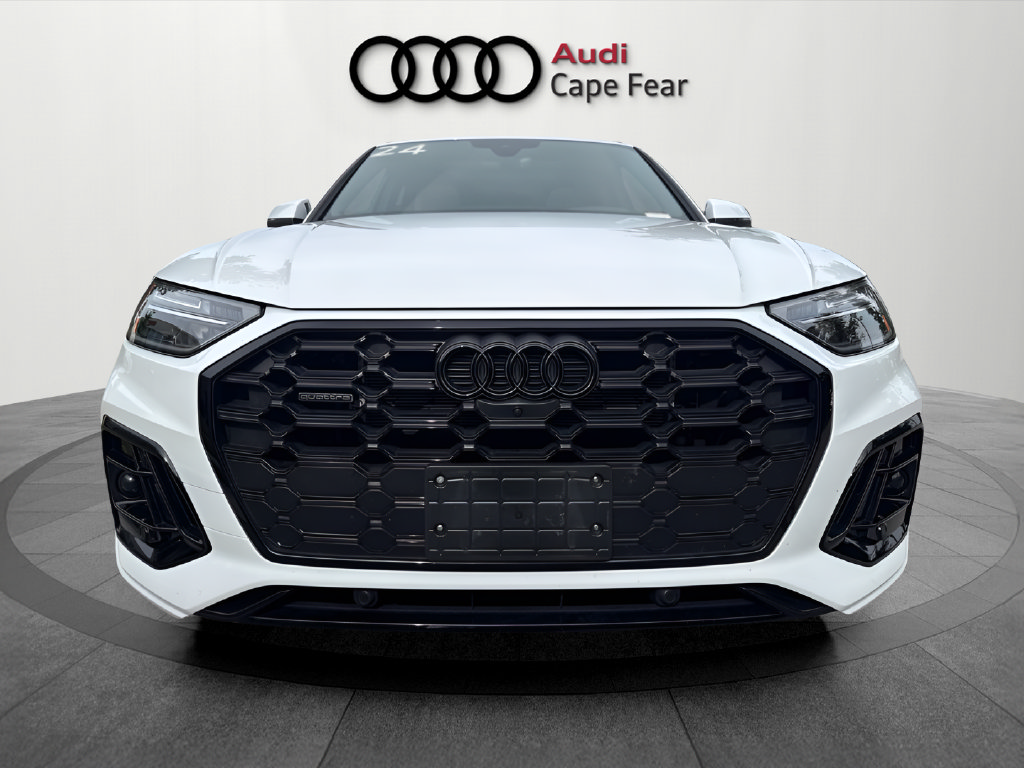 Used 2024 Audi Q5 e Premium Plus w/ Premium Plus Package AWD/4WD image 12