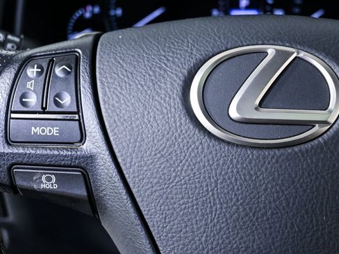 Used 2015 Lexus LS 460 w/ F Sport Package image 10