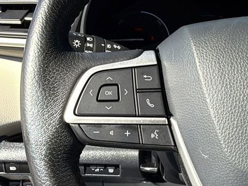 Used 2022 Toyota Sienna XLE image 22