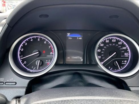 Used 2022 Toyota Camry LE FWD image 25