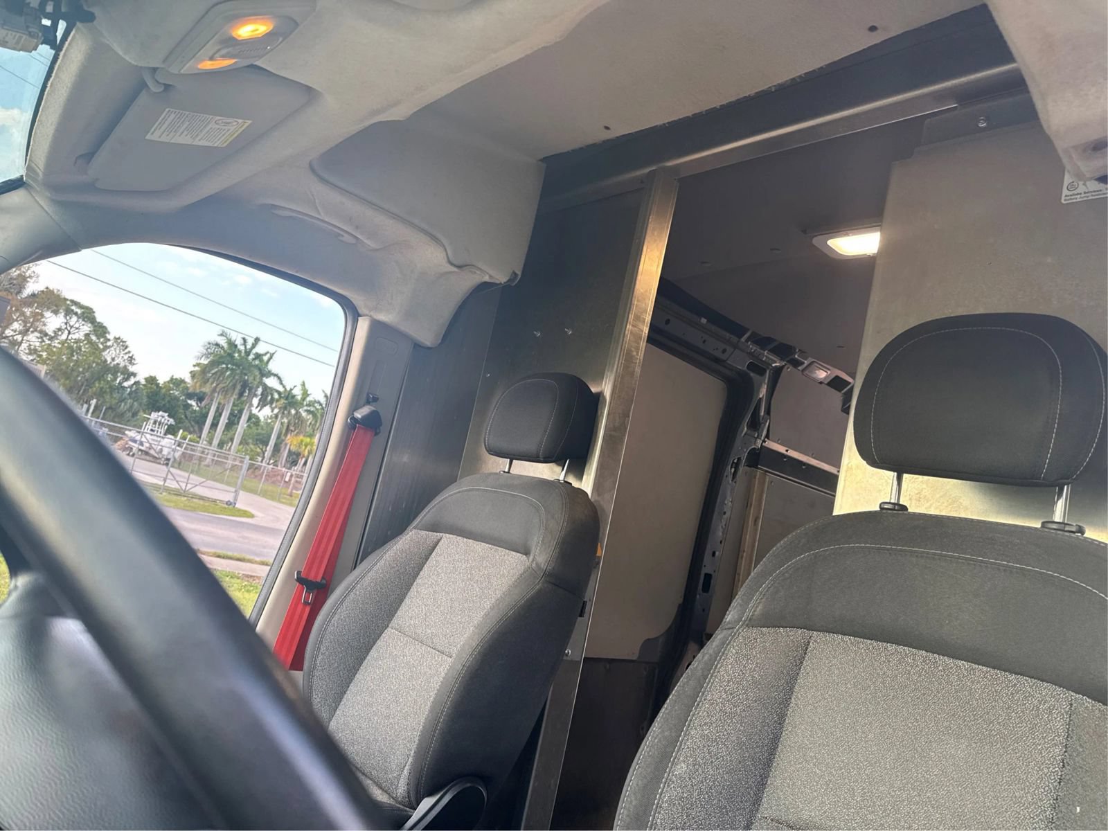 Used 2021 RAM ProMaster 3500 FWD image 17