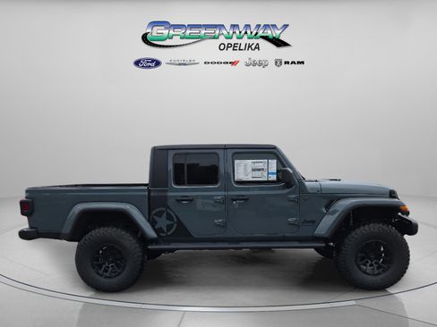 New 2025 Jeep Gladiator Sport image 8