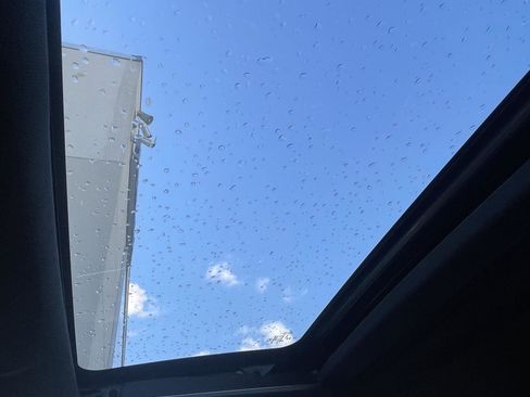 Used 2024 Honda CR-V Sport Touring image 22