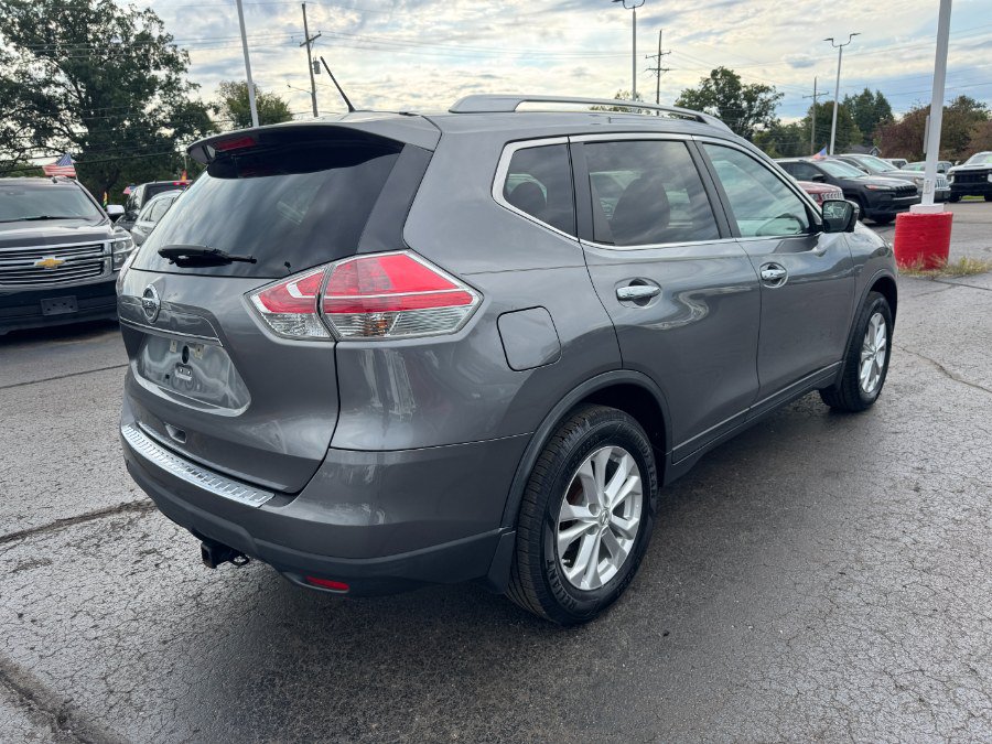 Used 2016 Nissan Rogue SV w/ SV Premium Package AWD/4WD image 5
