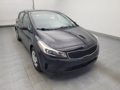 Used 2017 Kia Forte LX FWD image 13