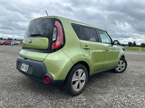 Used 2015 Kia Soul FWD image 10