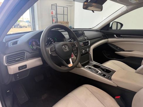 Used 2020 Honda Accord EX image 14