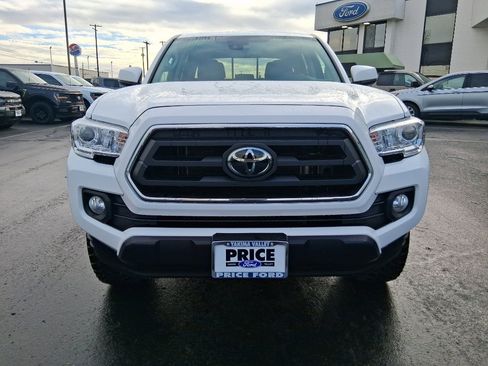 Used 2023 Toyota Tacoma SR5 image 8