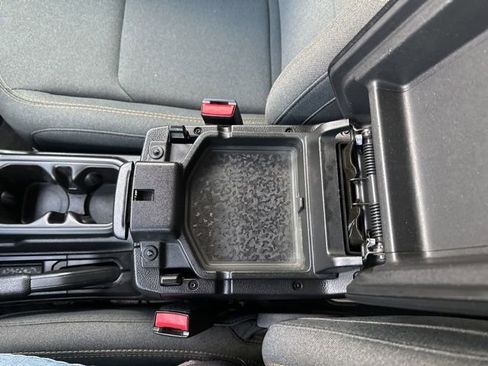 Used 2024 Jeep Wrangler Sport S image 27