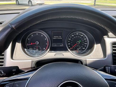 Used 2019 Volkswagen Atlas SE FWD image 25