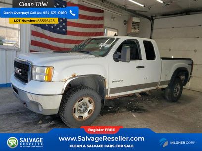 Used 2011 GMC Sierra 2500 W/T