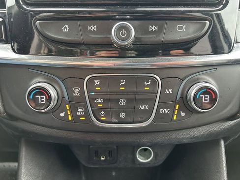 Used 2019 Chevrolet Traverse LT w/ LT Premium Package image 28