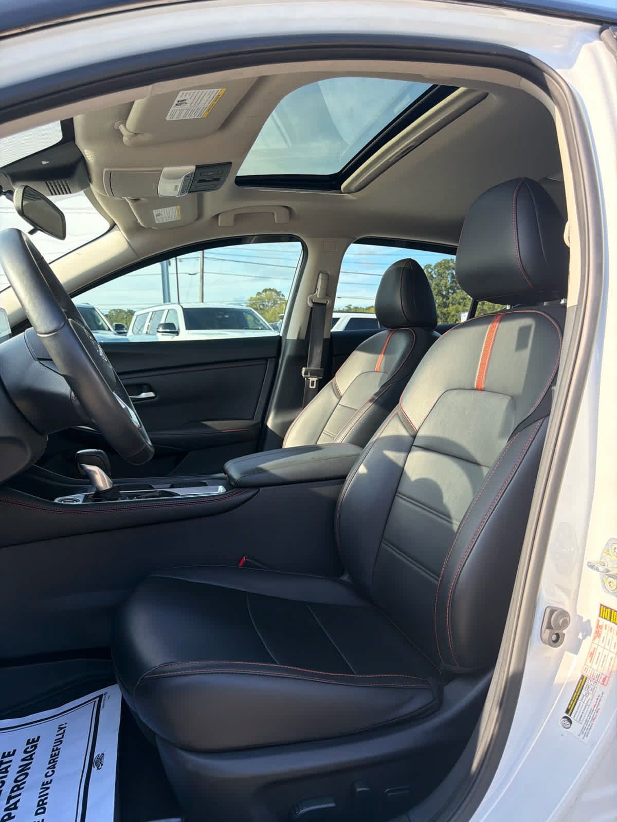 Used 2024 Nissan Sentra SR w/ SR Premium Package FWD image 12
