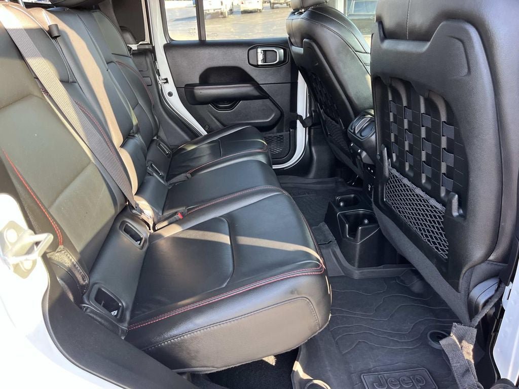 Used 2023 Jeep Gladiator Rubicon w/ Cold Weather Group AWD/4WD image 22