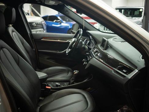 Used 2017 BMW X1 xDrive28i image 14