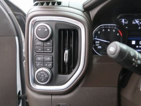 Certified 2019 GMC Sierra 1500 SLT w/ SLT Premium Plus Package image 18