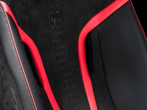 Used 2024 Lamborghini Huracan Tecnica RWD image 38