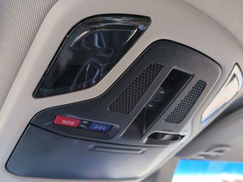 Used 2020 Subaru Outback Limited w/ Popular Package #2 image 24